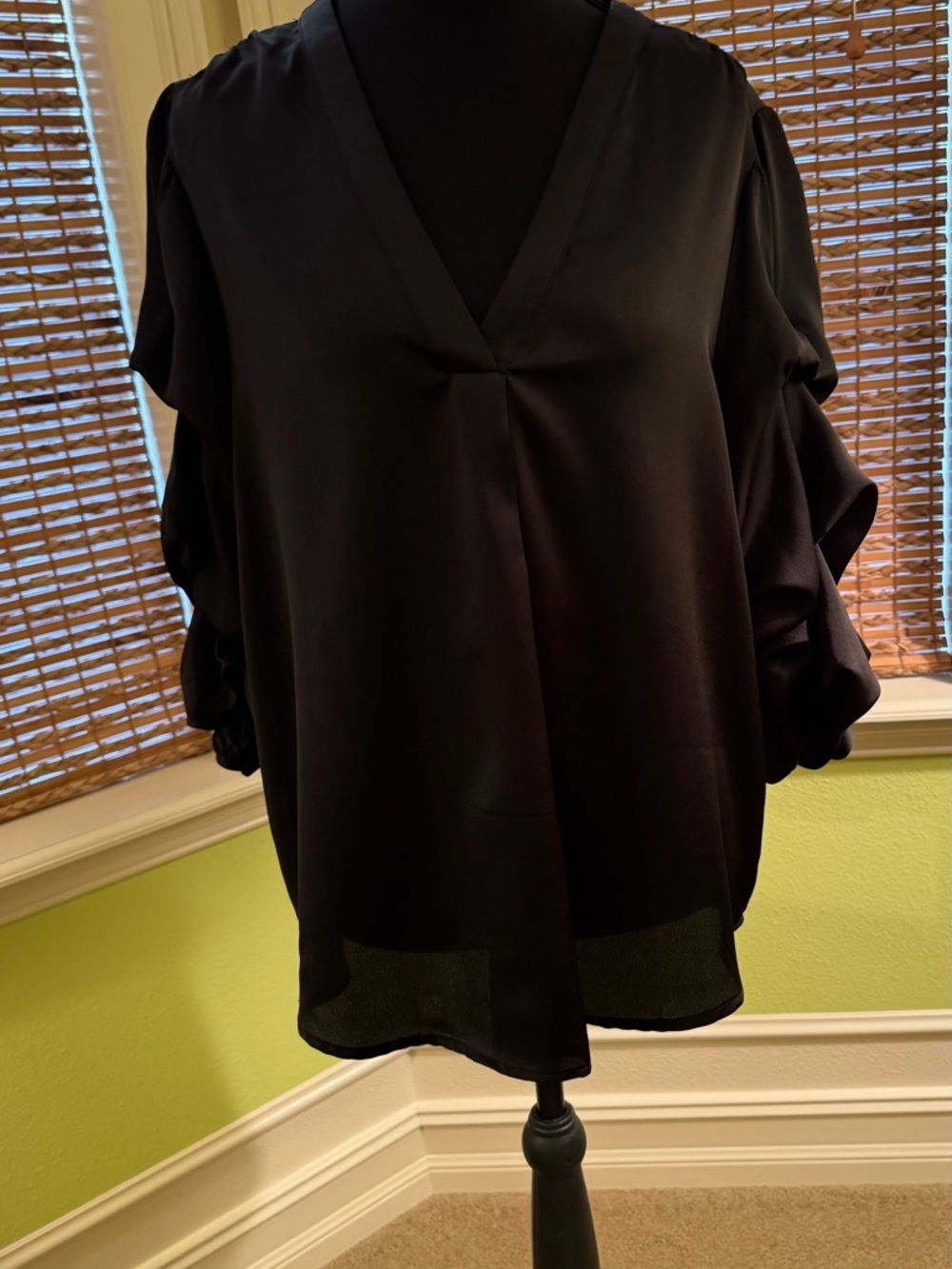 Vince Camuto Black V-Neck Blouse with Gathered Sleeves
